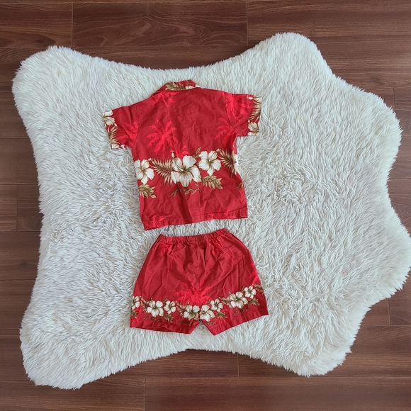 Hawaiian matching set shirt and shorts for toddler 2T - Picture 2 of 2